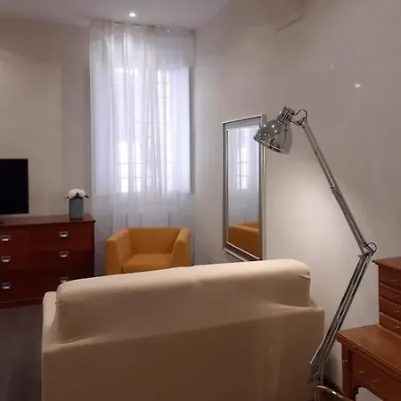 Home42 Cozy In شقة